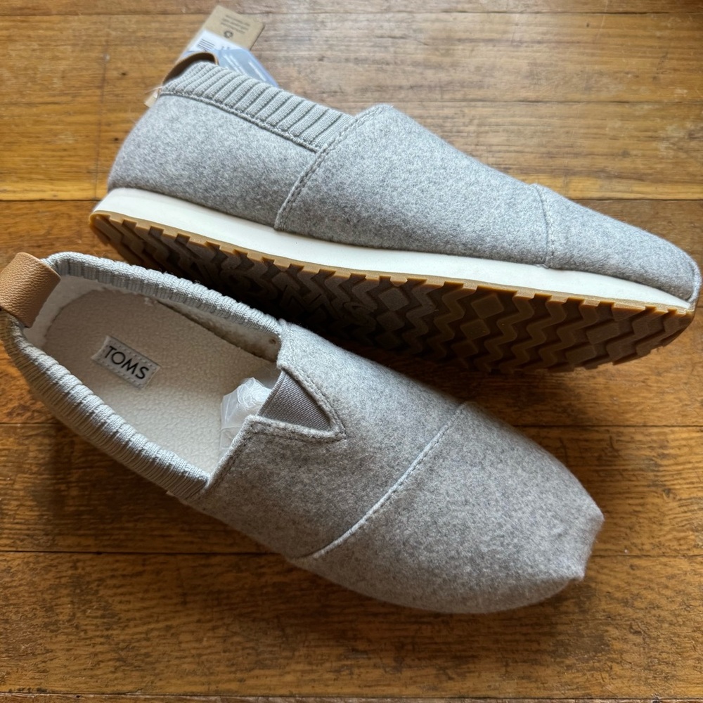Toms Alpargata Resident Frost Gray Two Tone Felt Fleece Ortholite Shoes NWT 6.5 - Picture 1 of 6